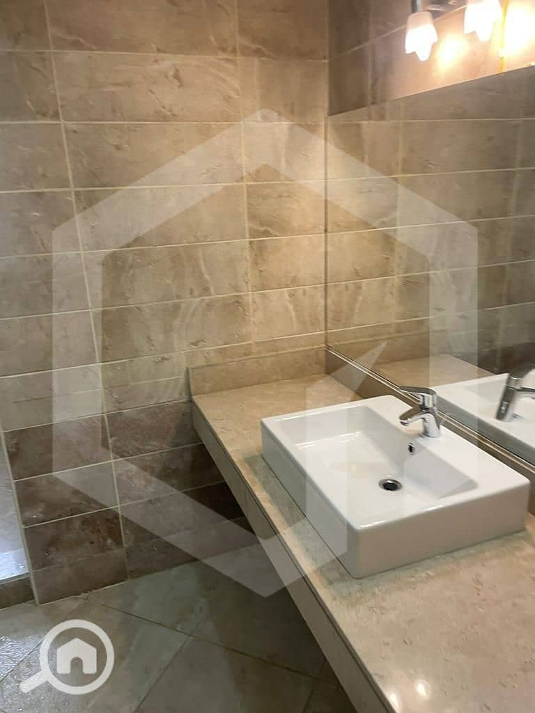 11 Jasper Woods New Giza 11. jpg