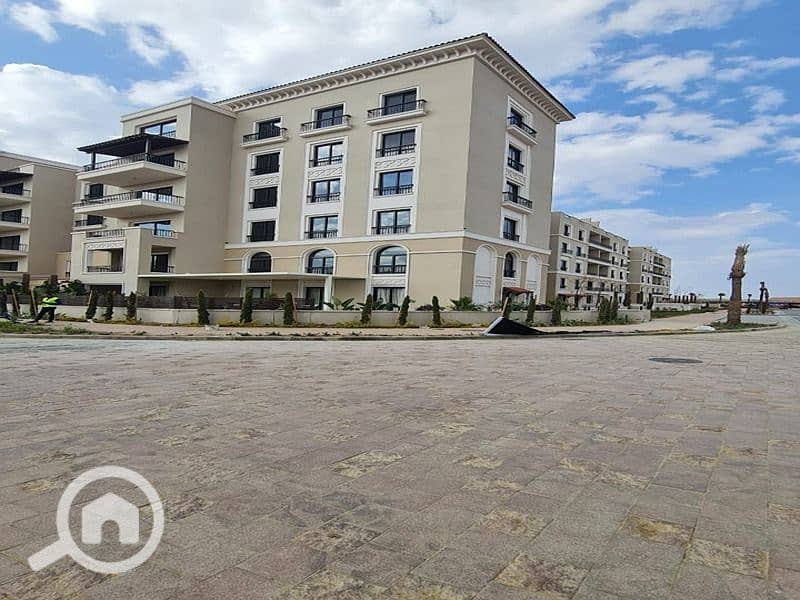 7 d87f6958-56e2-43f8-929b-7c16f79546e7. jpeg