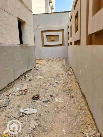 3 Bedroom Flat for Sale in Sheikh Zayed, Giza - 40127. jpg