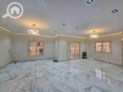 فلیٹ 4 غرف نوم للايجار في الشيخ زايد، الجيزة - 1000237011. jpg