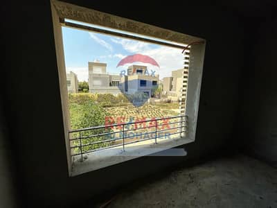 فیلا 4 غرف نوم للبيع في 6 أكتوبر، الجيزة - WhatsApp Image 2025-09-30 at 3.00. 08 PM (5). jpeg