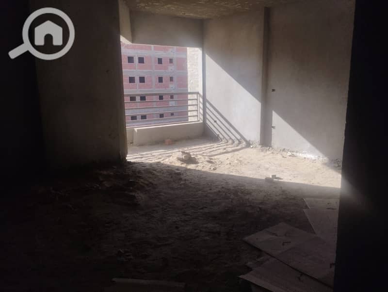 2 327c8703-8eb6-47f8-917a-85f1cc6de798. jpeg