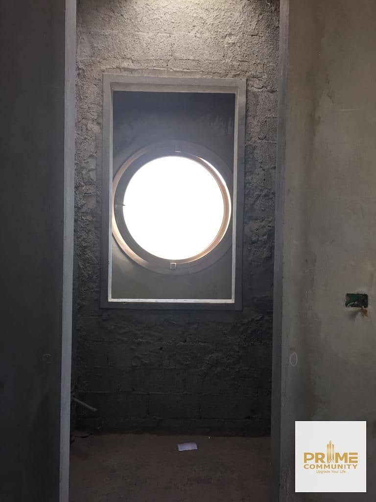 3 WhatsApp Image 2025-04-22 at 17.36. 57_9cd28492. jpg