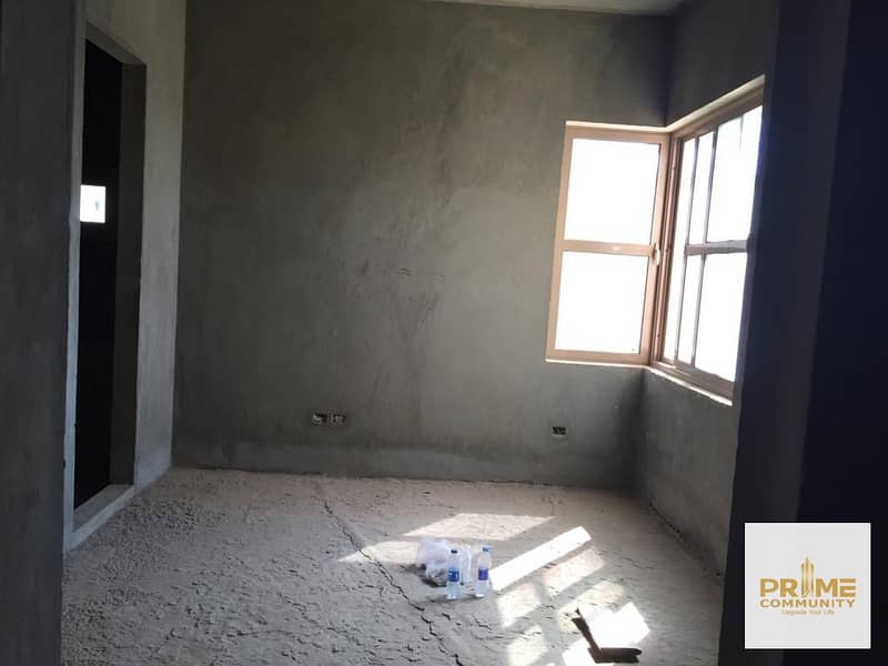 8 WhatsApp Image 2025-04-22 at 17.36. 58_42730343. jpg