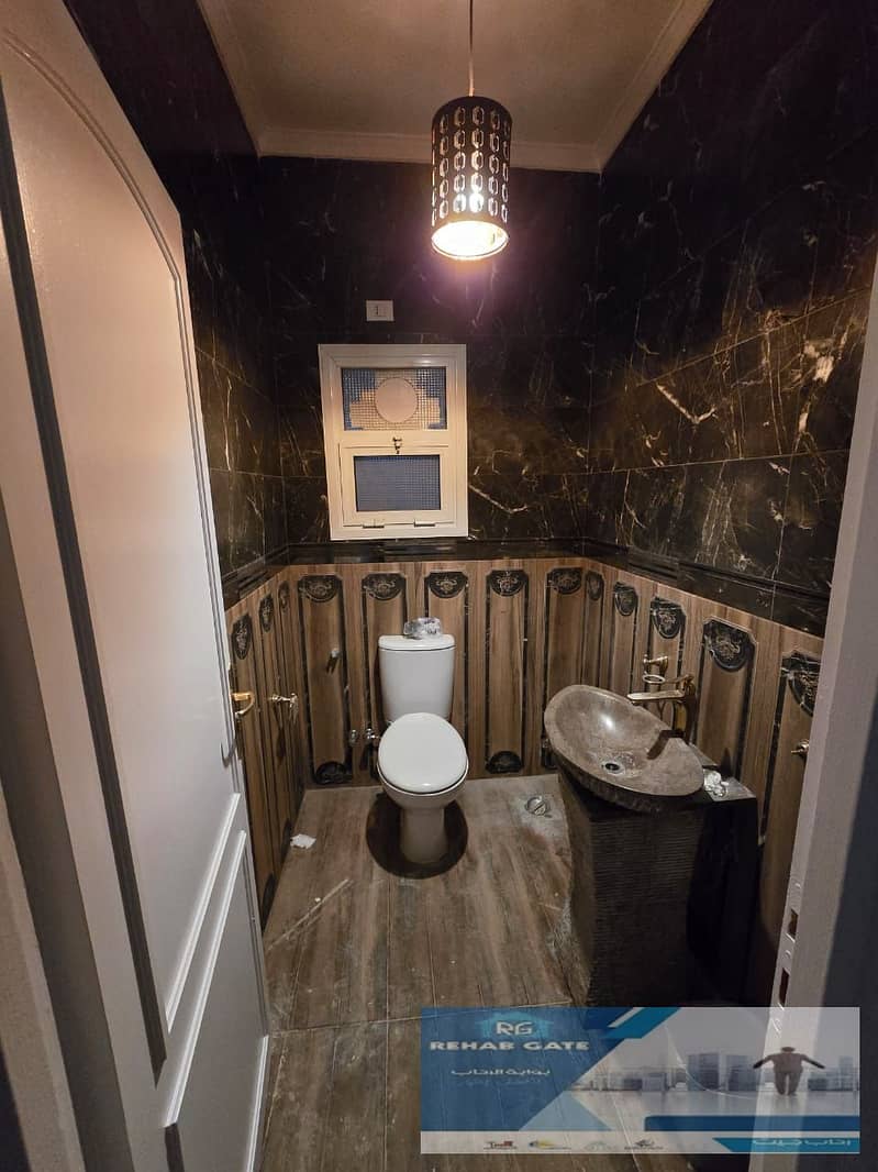 3 167ec83f-22f5-4117-83ce-39c4dd6e6b03. jpg