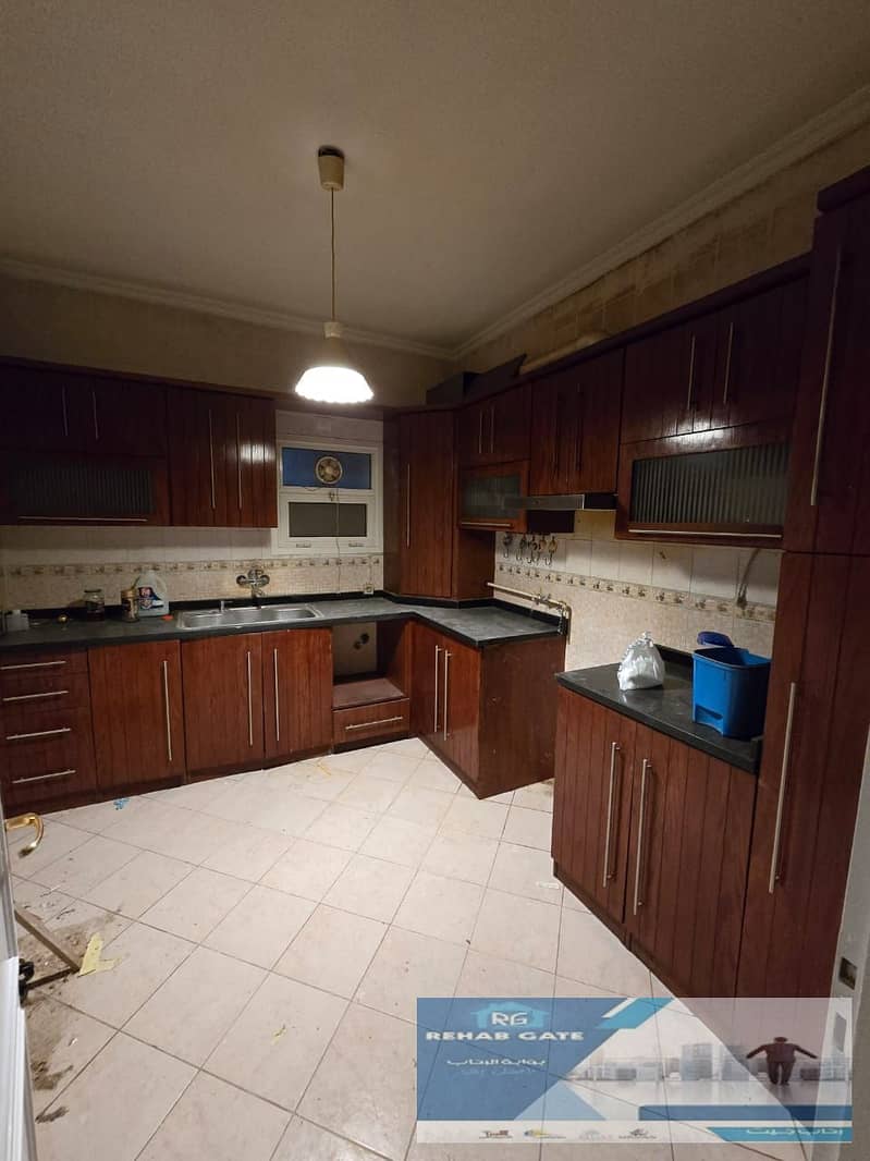 5 4ecbe69b-0555-4404-9c1e-80304223f383. jpg