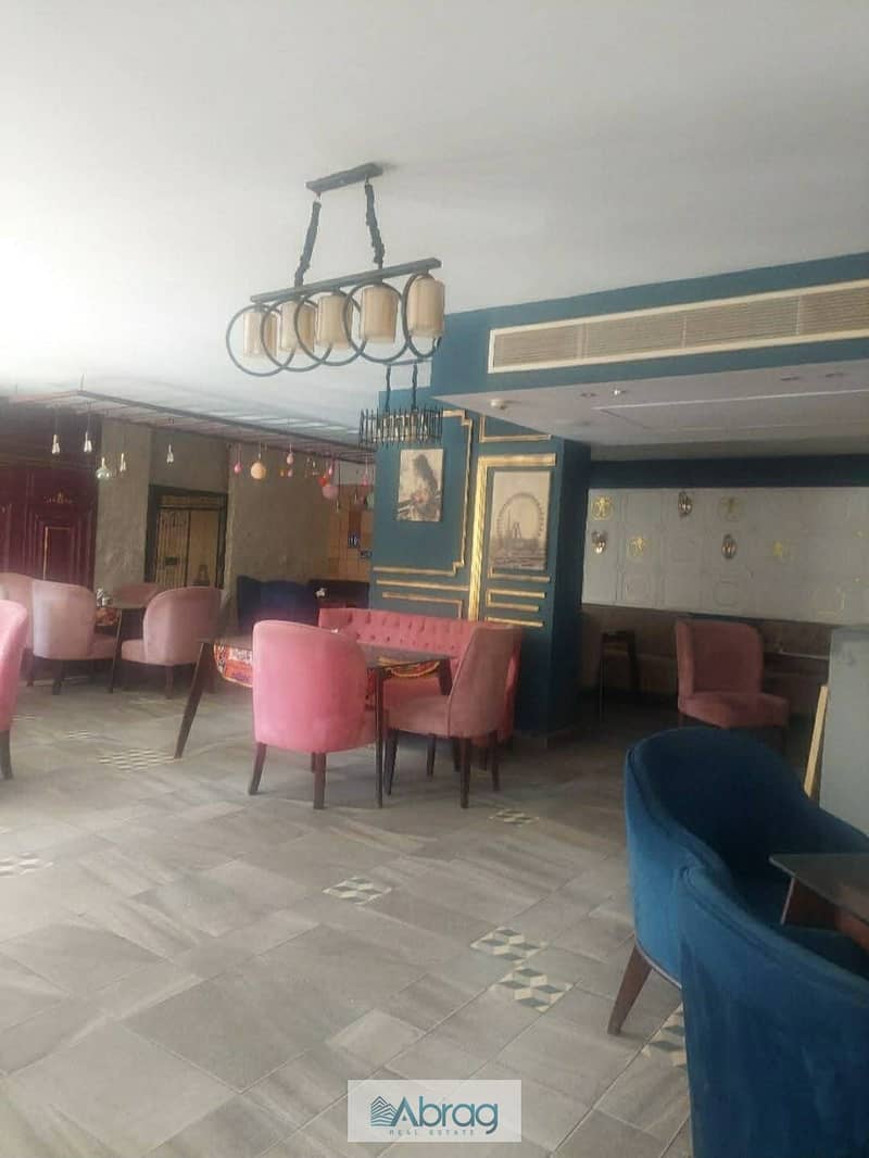 7 9905f8db-9c68-4304-81fa-2a957fa13dae. jpg