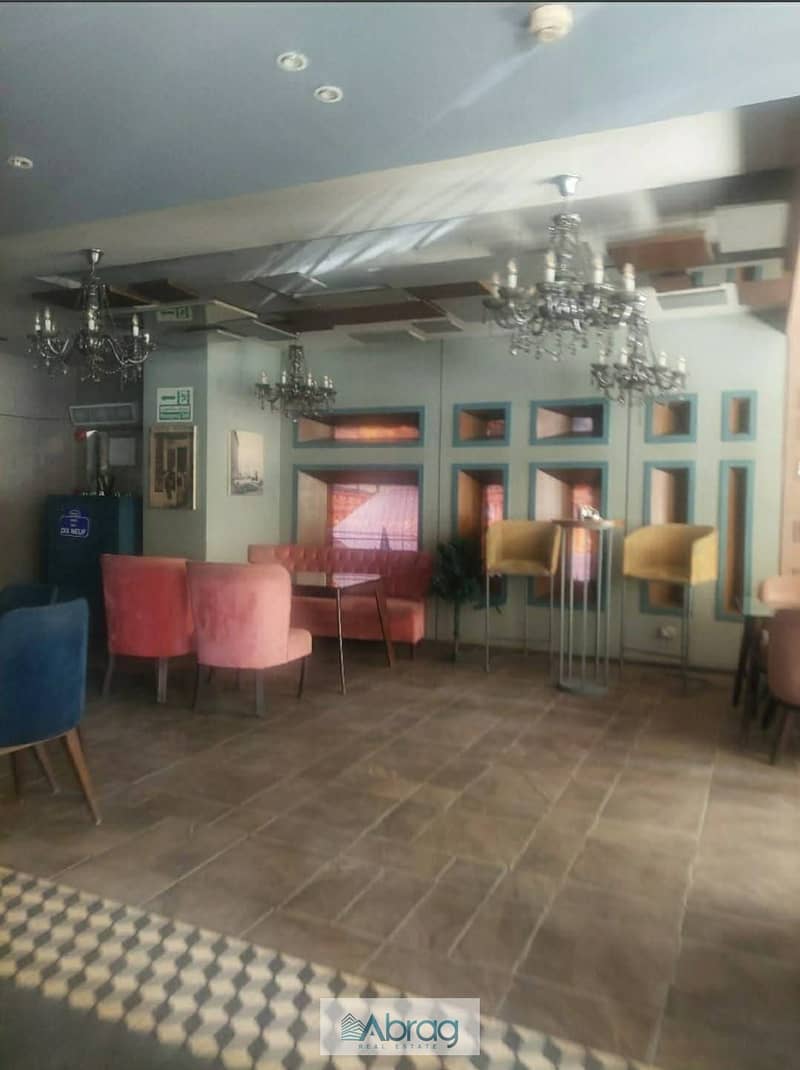 8 aad7be92-d32a-45cb-9baa-7e39ae2bda06. jpg