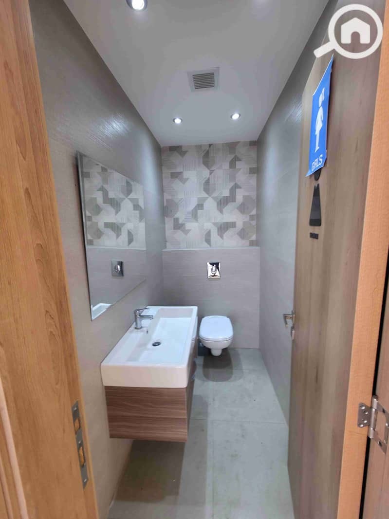 13 ٢٠٢٥٠٧٢٧_١٦١٣٢٢. jpg