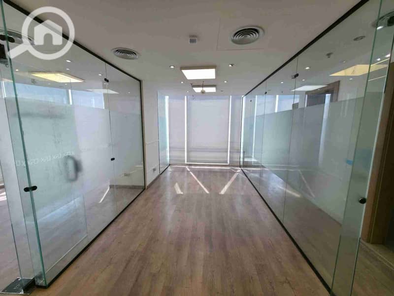 2 FB_IMG_1754582105105. jpg