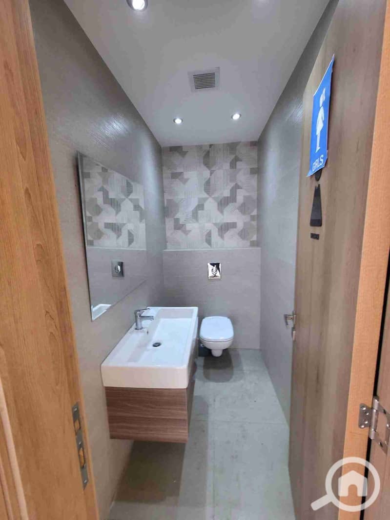 4 FB_IMG_1754582198388. jpg