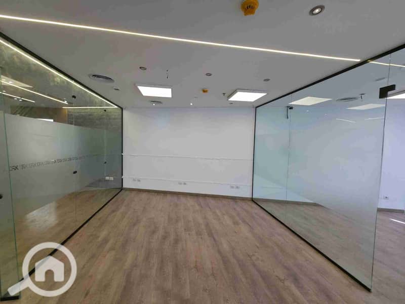 8 FB_IMG_1754582174662. jpg