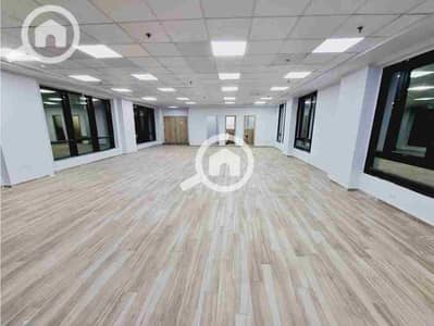 مکتب  للايجار في القاهرة الجديدة، القاهرة - 1000371919. jpg