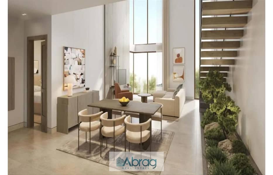 8 5552311-5584eo. jpg