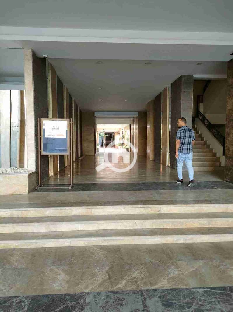 9 1000175872. jpg