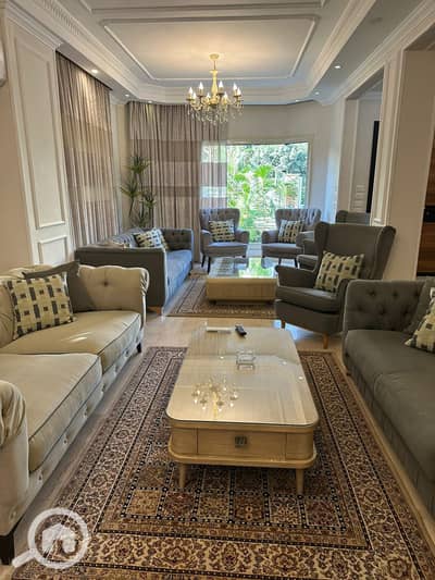 4 Bedroom Villa for Rent in New Cairo, Cairo - فيلا مستقلة للايجار مفروشة 450م فرش فندقي في الرحاب امام مول 1 التجمع