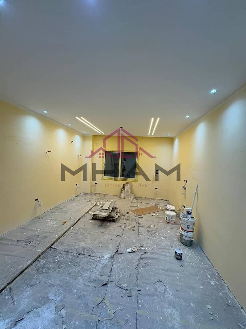 6 photo_5911051163661356945_y. jpg