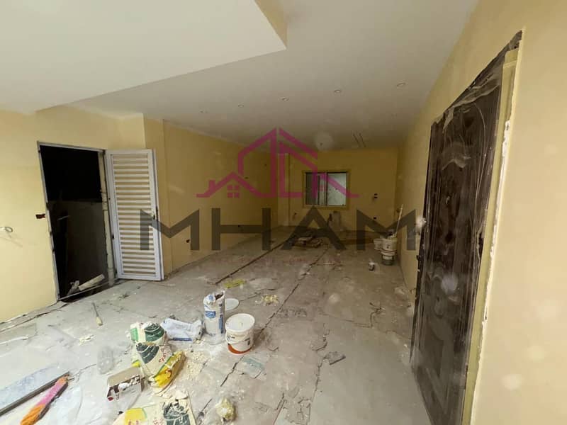 7 photo_5911051163661356946_y. jpg