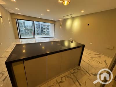 شقة 2 غرفة نوم للايجار في القاهرة الجديدة، القاهرة - للإيجار شقه في كمبوند ليك فيو lake view بالمطبخ و الاجهزه و التكيفات
