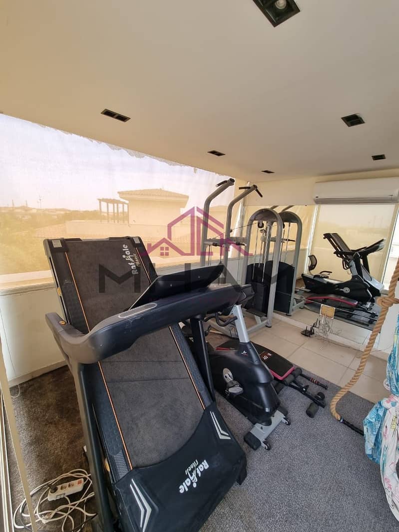 3 photo_5891066848336792350_y. jpg