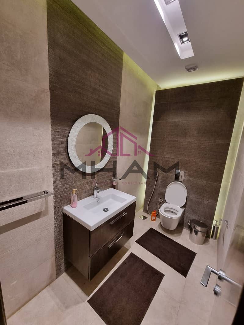 7 photo_5891066848336792354_y. jpg