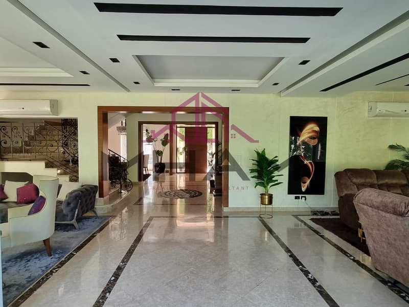 30 photo_5891066848336792377_y. jpg