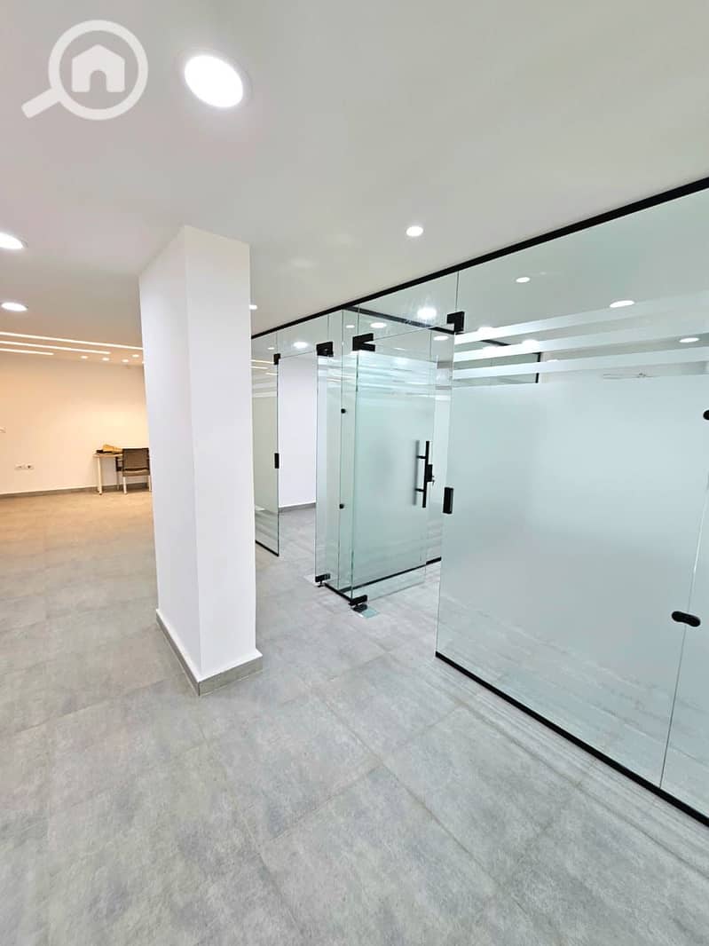 8 WhatsApp Image 2025-09-19 at 6.33. 44 PM (18). jpeg