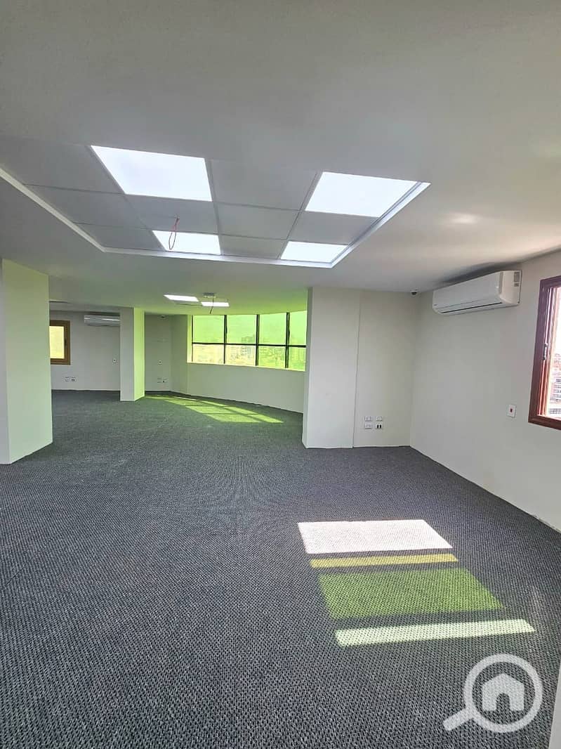 24 WhatsApp Image 2025-09-10 at 5.48. 49 PM (1). jpeg