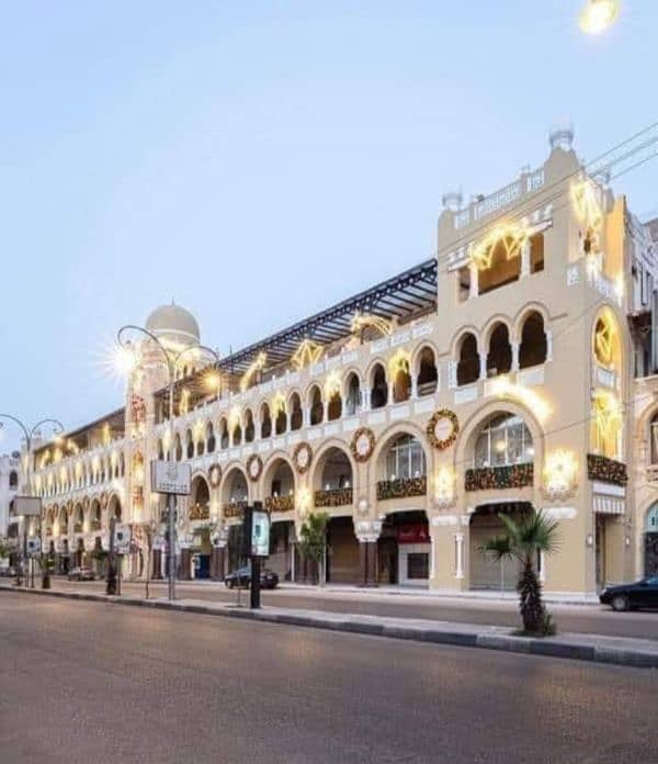 محل للايجار بالكوربة شارع بغداد في أهم واميز المواقع