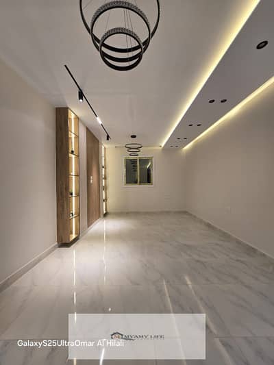 شقة 3 غرف نوم للبيع في حدائق الاهرام، الجيزة - IMG-20251001-WA0007. jpg