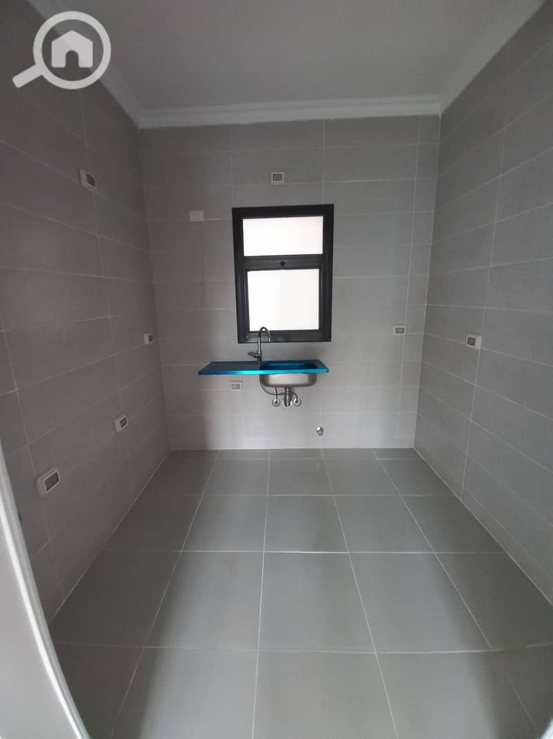 7 530929863_1477113243365986_8355432601082704143_n. jpg