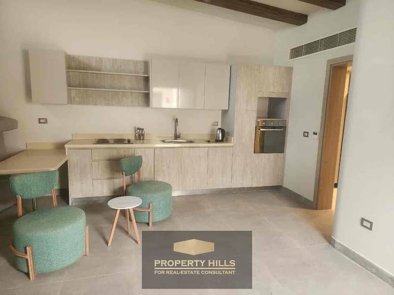 8 a66336d9-e3d2-41db-8a71-3ac6449be5e6. jpg