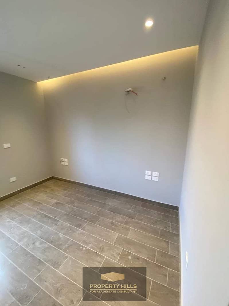 8 WhatsApp Image 2024-09-29 at 3.32. 36 PM (8). jpeg