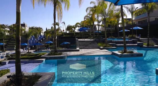 5 Bedroom Twin House for Sale in Sheikh Zayed, Giza - 36c6c7c9-bf85-44d7-a650-26a1547f7d16. jpg