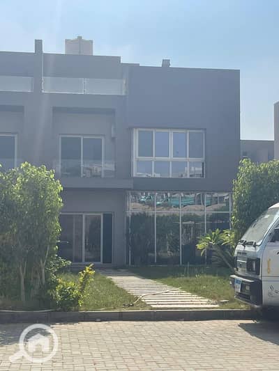 توين هاوس 4 غرف نوم للبيع في الشيخ زايد، الجيزة - IMG-20250317-WA0003. jpg