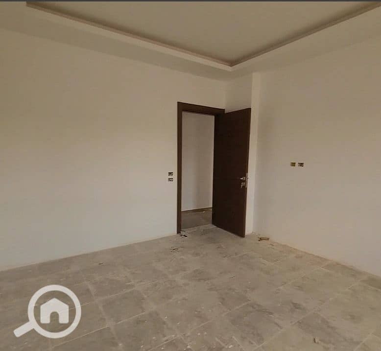 10 f5de850e266642d8968e43ecb671e42c. jpg