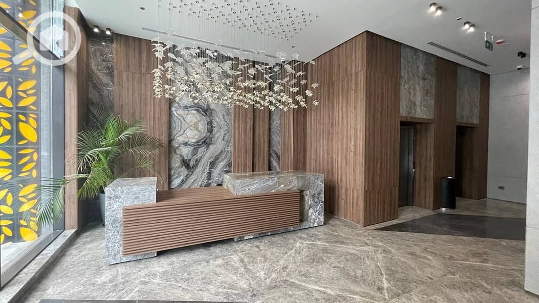 12 c228feb05fe84ed694906cac8e43ec26. jpg