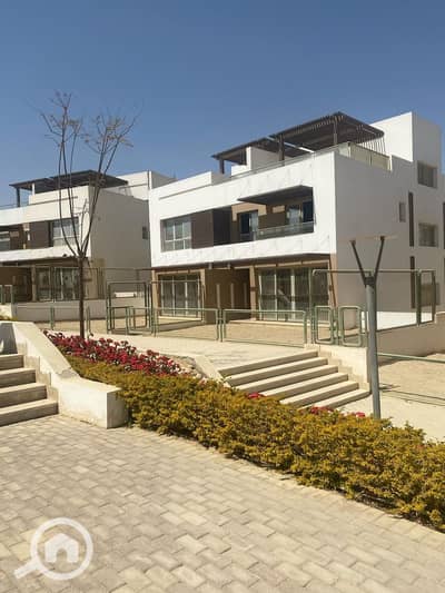 5 Bedroom Villa for Sale in 6th of October, Giza - IMG-20250421-WA0022. jpg