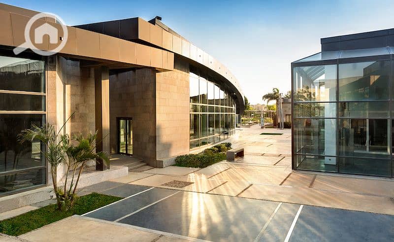 2 474a624c-22a1-4869-b015-d3d65ed19687. jpg