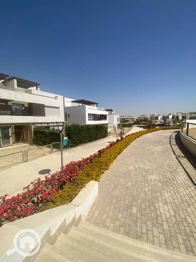 5 Bedroom Twin House for Sale in 6th of October, Giza - IMG-20250421-WA0006. jpg