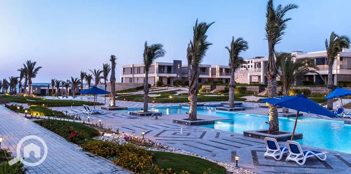 7 Palm_Hills_Hacienda_West_General_8_Resized. jpg