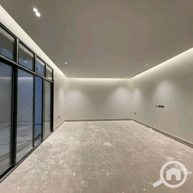 6 295300c8-06f3-4170-887a-f5f745235a75. jpeg