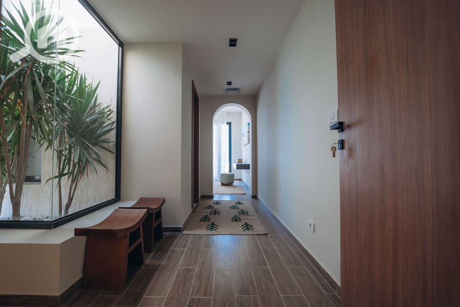 5 21b0b568-ae5f-46ea-99d9-90b22f804fc7. jpg