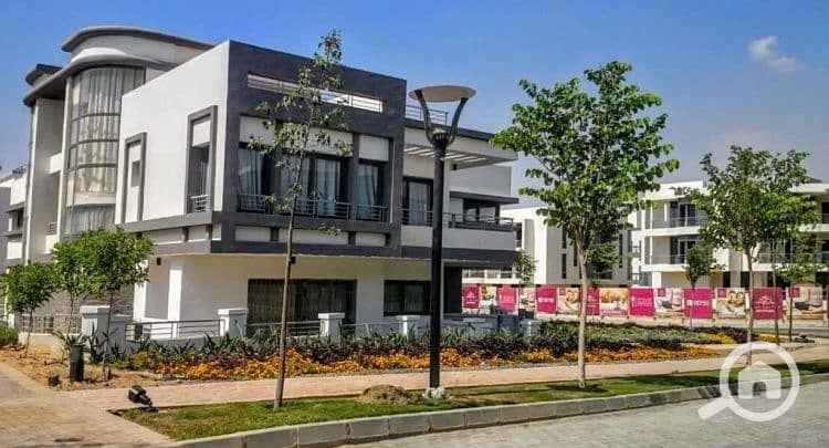 4 9ce25f91-dfa6-422e-880e-9fb7d8cb53cd. jpg