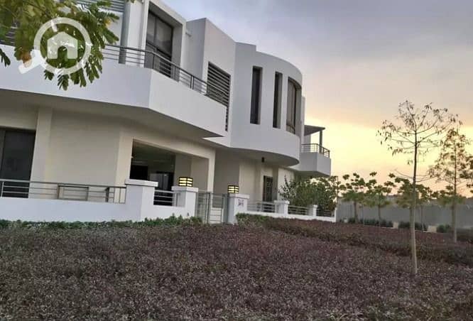 7 d9d48c43-d3c5-4e44-946f-94ab1d2ac786. jpg