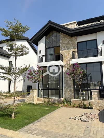 3 Bedroom Townhouse for Sale in Mostakbal City, Cairo - 8af5223c-43a0-4d90-861e-fe3a40e060fb. jpeg