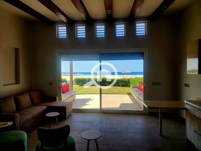 3 Bedroom Chalet for Sale in North Coast, Matruh - معايا شاليه للبيع 3 غرف متشطب بالكامل جاهز للمعاينه والاستلام فورااا