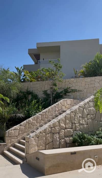 2 Bedroom Penthouse for Sale in North Coast, Matruh - شاليه برووف للبيع في ازها متشطب بالتكيفات و المطبخ و بأقل من سعره