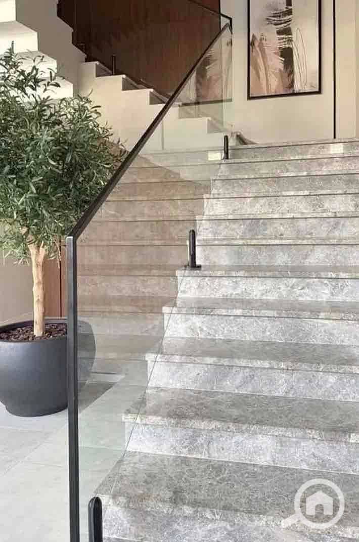 5 f1bca074-a5ae-460c-a294-5ab589d7172f. jpg