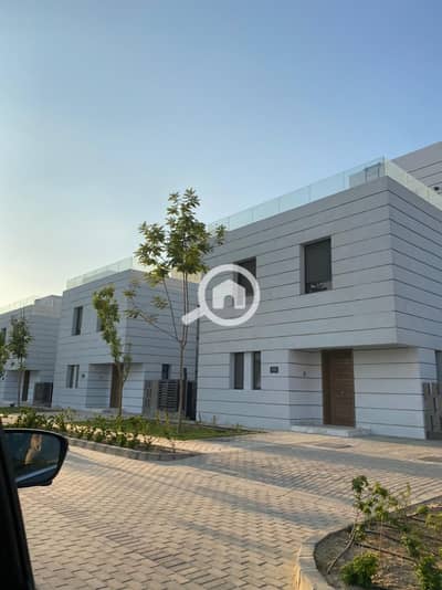 فیلا 5 غرف نوم للبيع في مدينة الشروق، القاهرة - cb503cd5-7d76-49e0-a6c8-e4b584535ba9. jpg